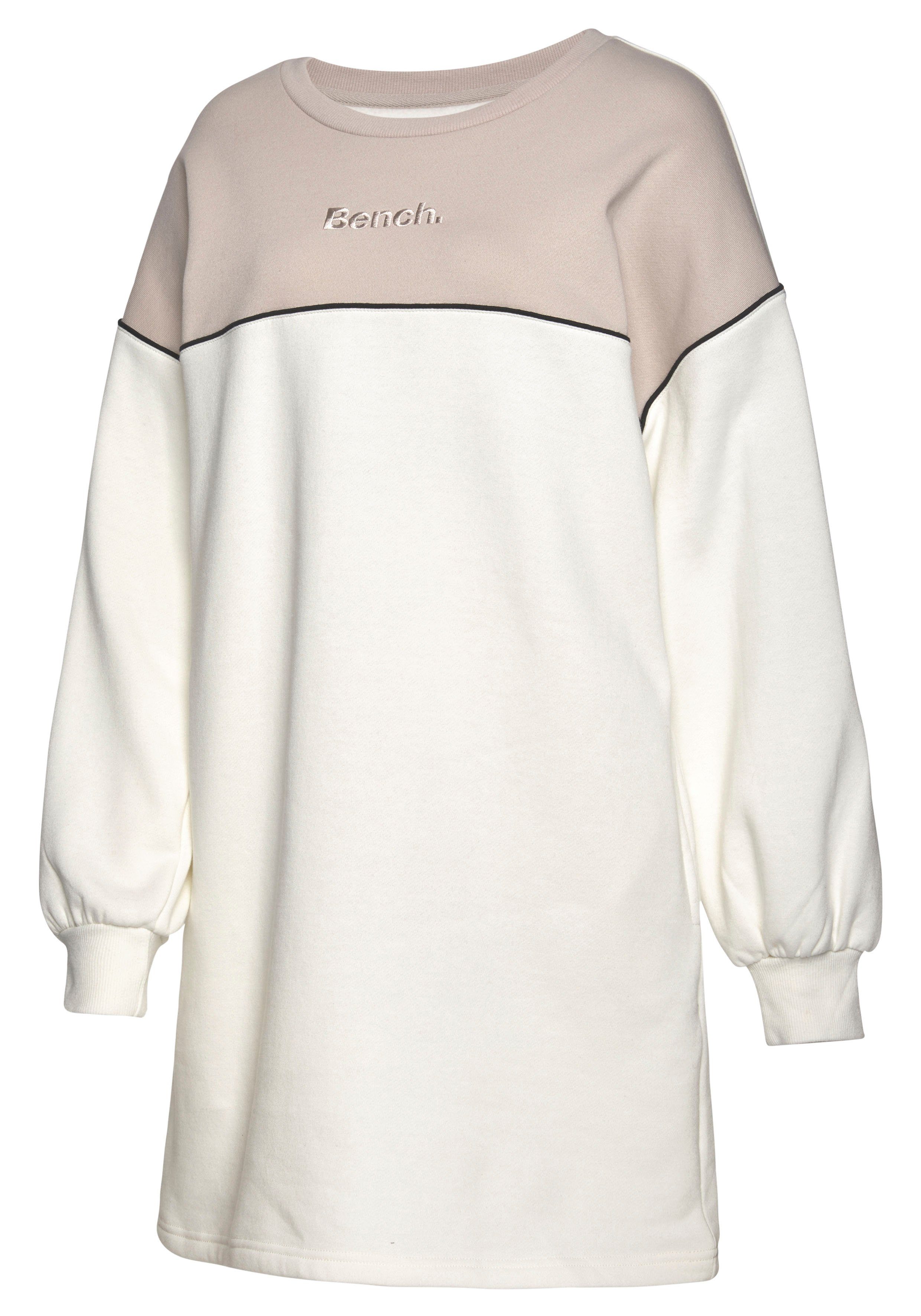 Bench. Sweatkleid in zwei Farben mit Logostickerei