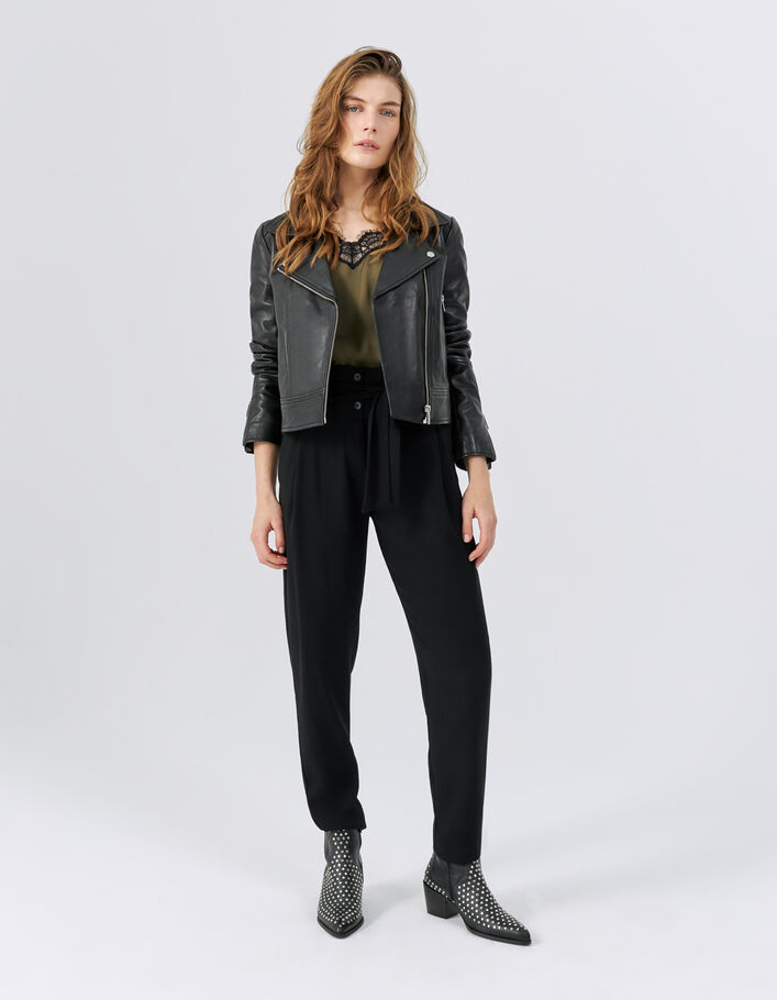 Pantalon en crêpe noir taille haute femme