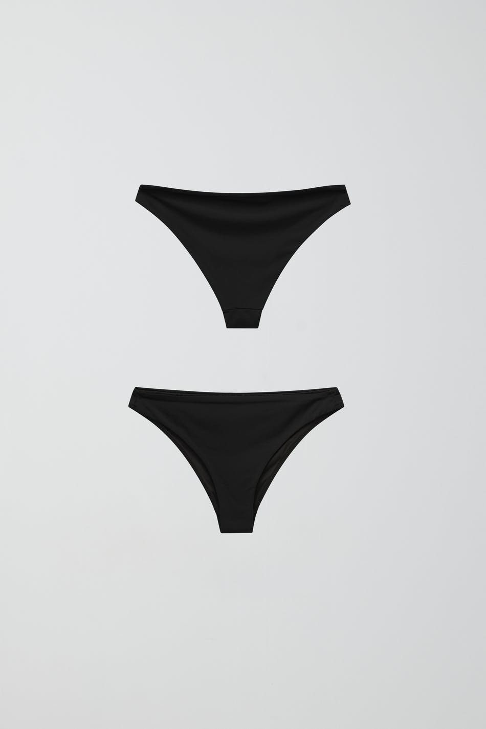High shine bikini brief