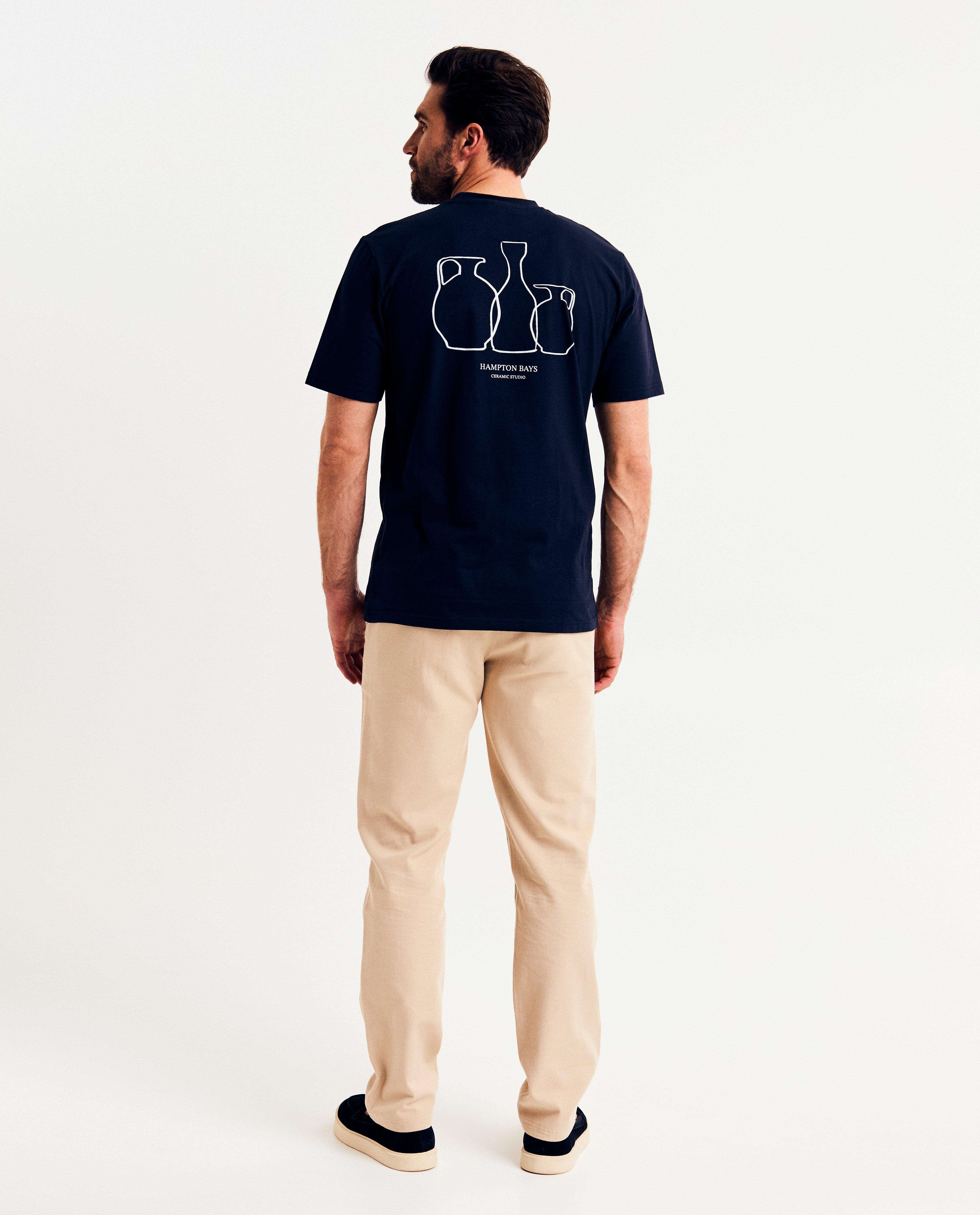 Tricou Hampton Bays cu imprimeu albastru închis pe spate