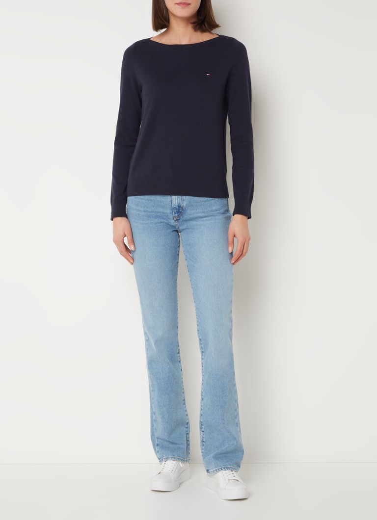 Pulover Tommy Hilfiger tricotat fin cu logo brodat.