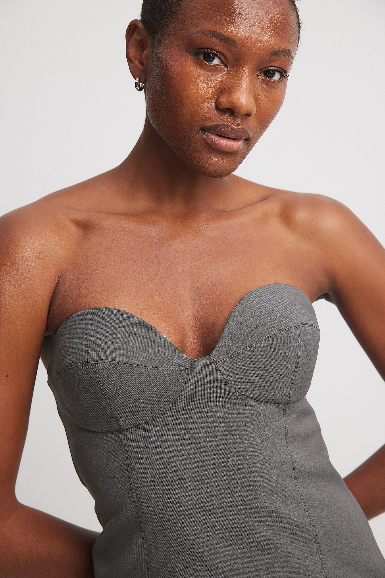Bandeau-Minikleid mit Körbchen