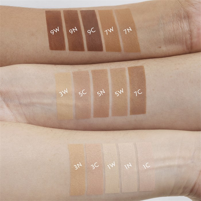 Lightweight Matte Foundation