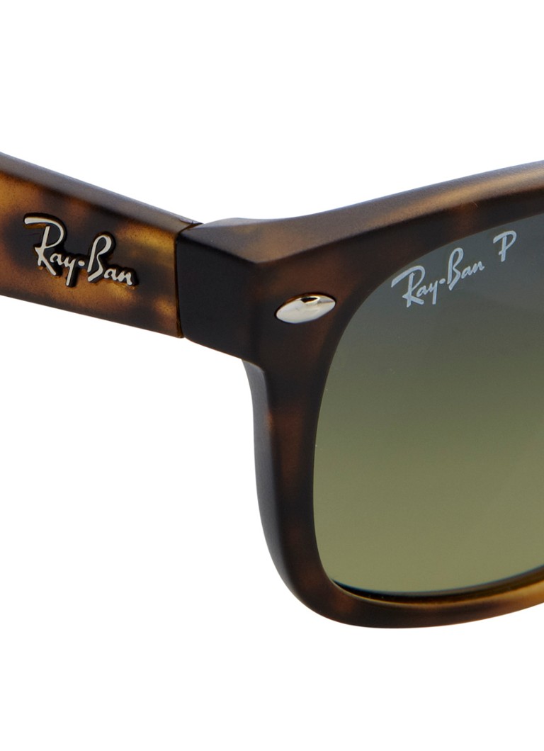Ray-Ban  Zonnebril New Wayfarer gepolariseerd RB2132