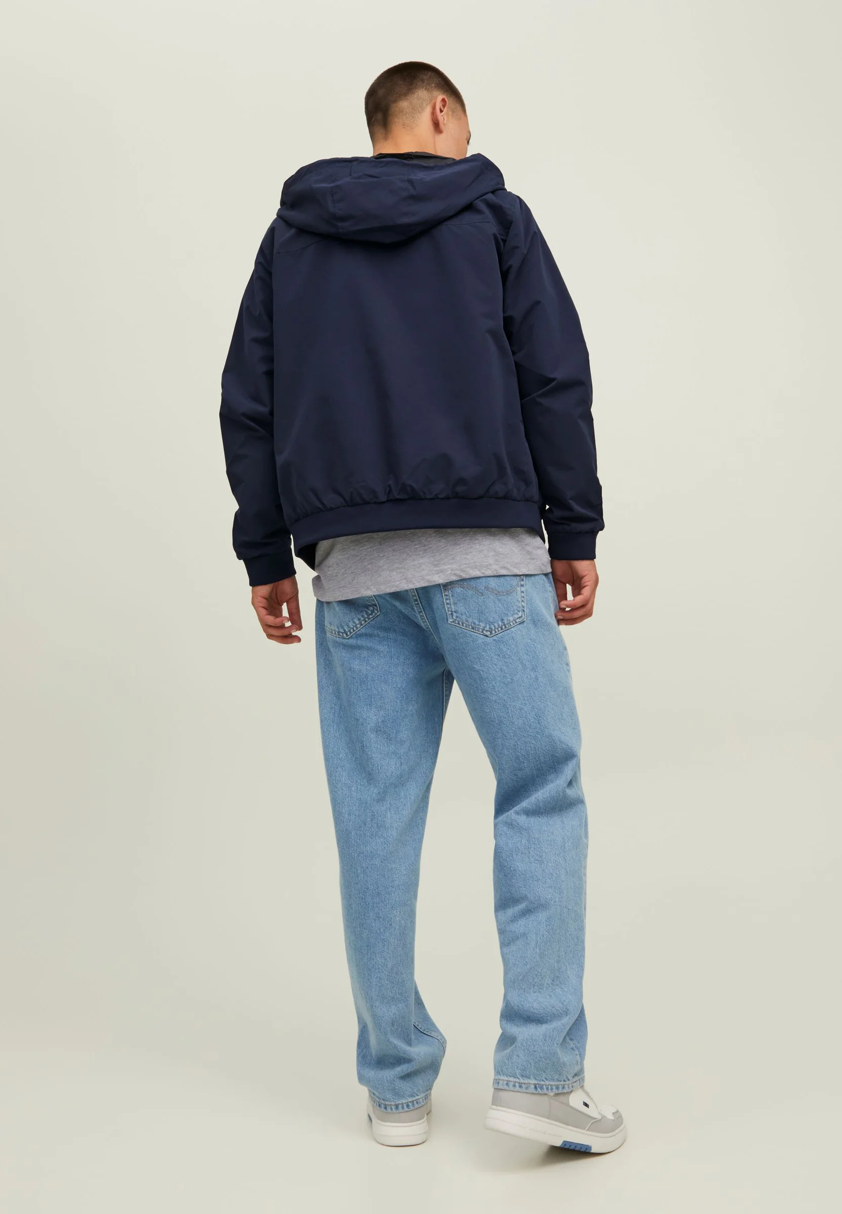 Jack & Jones JJERUSH BLOCKING HOOD - Chaqueta ligera