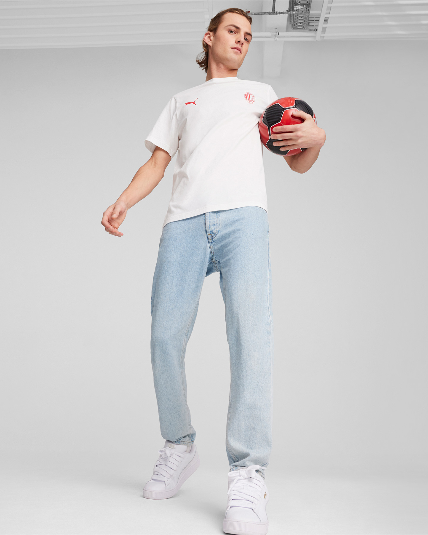 Oficiálne futbalové oblečenie Puma Milan Essentials M 777669-07