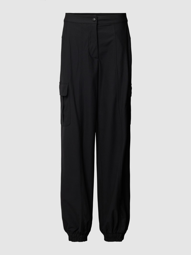 Cargohose mit elastischen Beinabschlüssen Modell 'TECHNICAL' in black