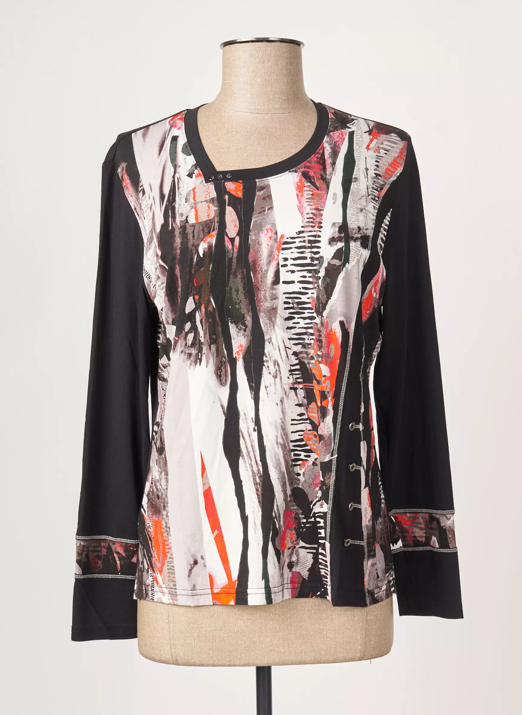 Guy Dubouis Tshirts Femme couleur noir