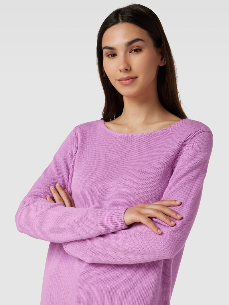 Strickpullover mit U-Boot-Ausschnitt in violett
