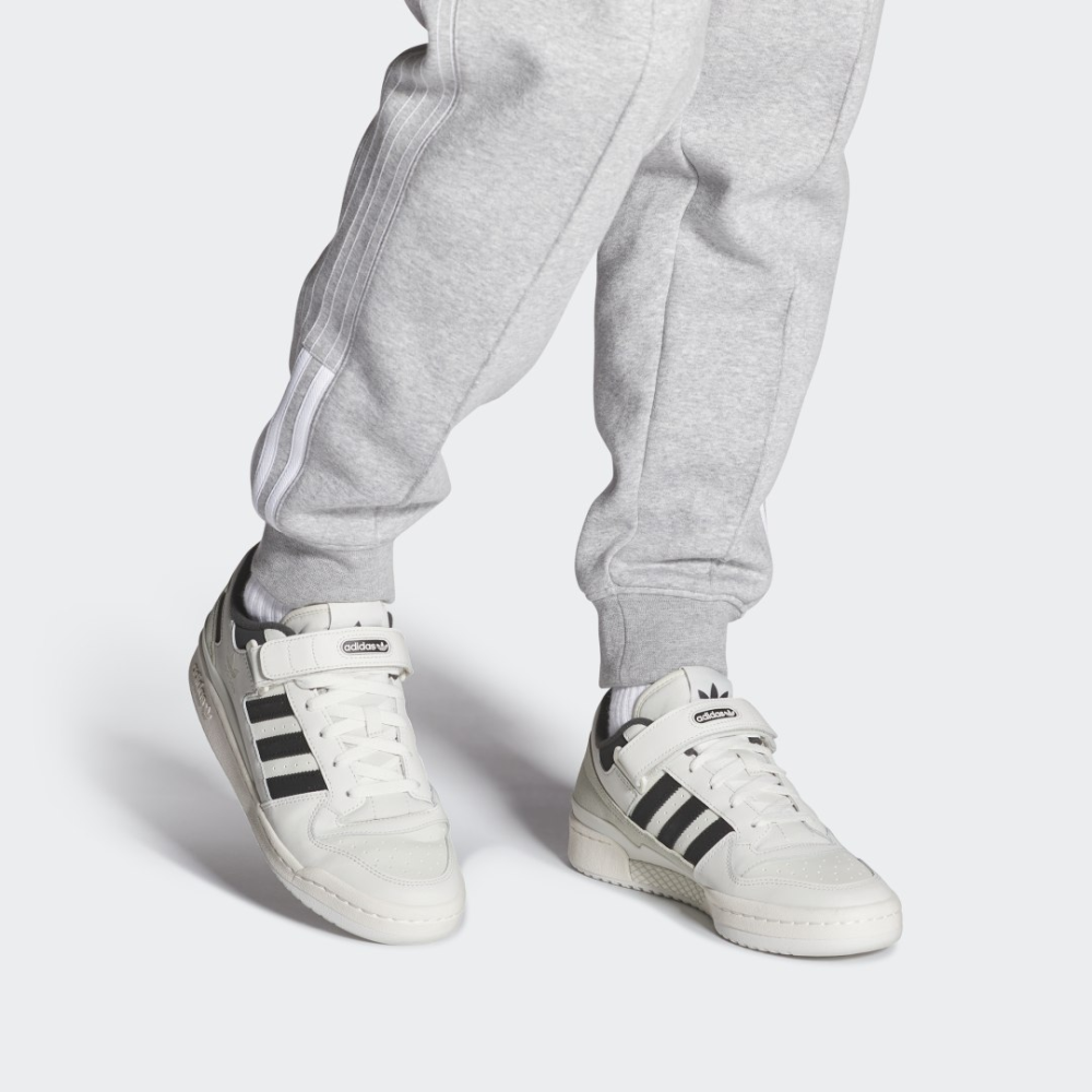 adidas Forum Low IE7217 / grau