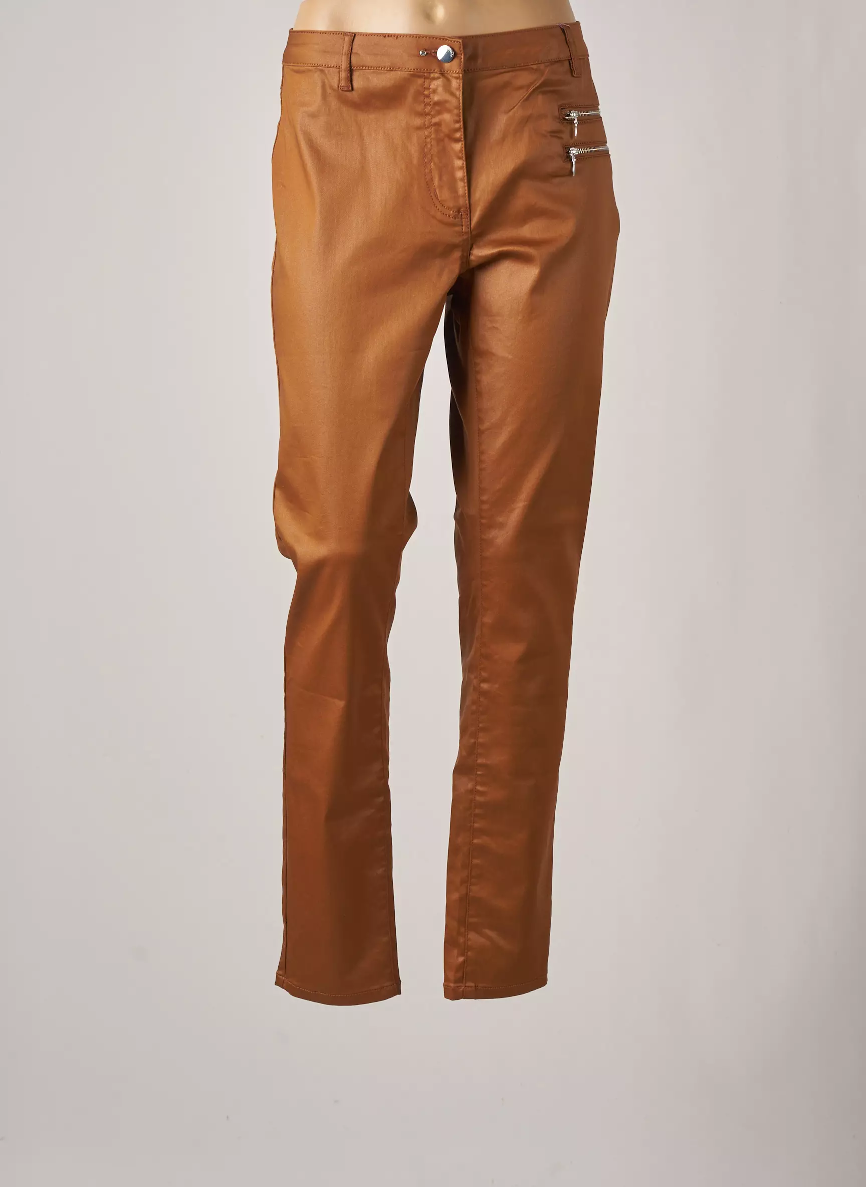 Julie Guerlande Pantalons Slim Femme couleur marron