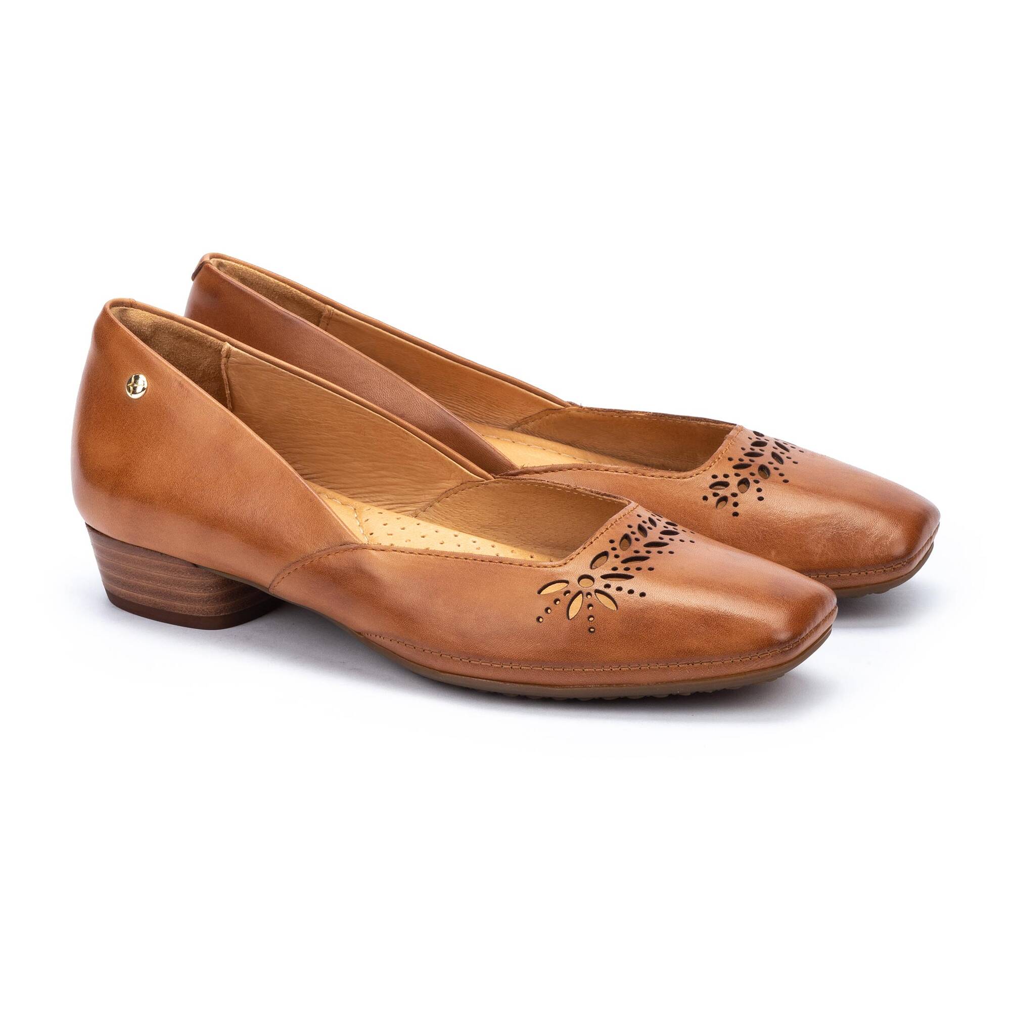Damskie buty z kwadratowymi noskami - BRANDY