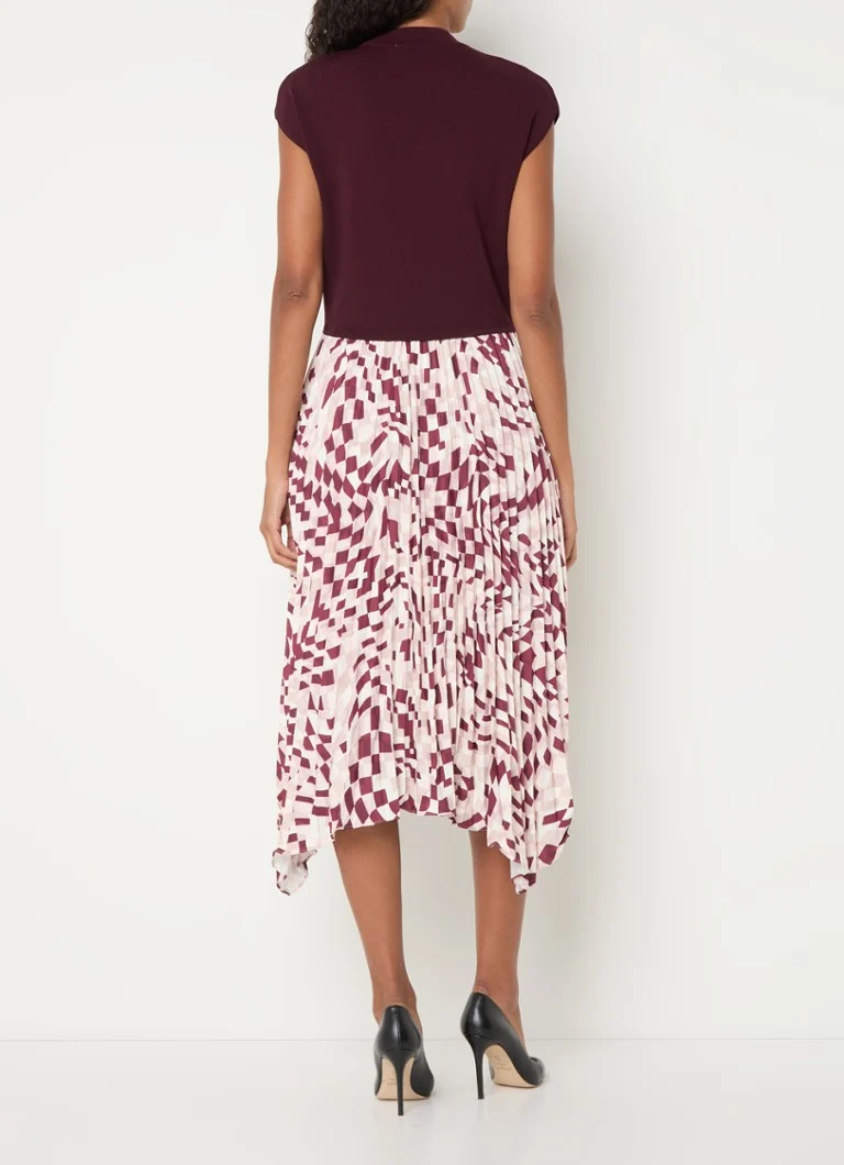 Vestido midi Maya de Phase Eight en punto fino con pliegues y estampado de cuadros.