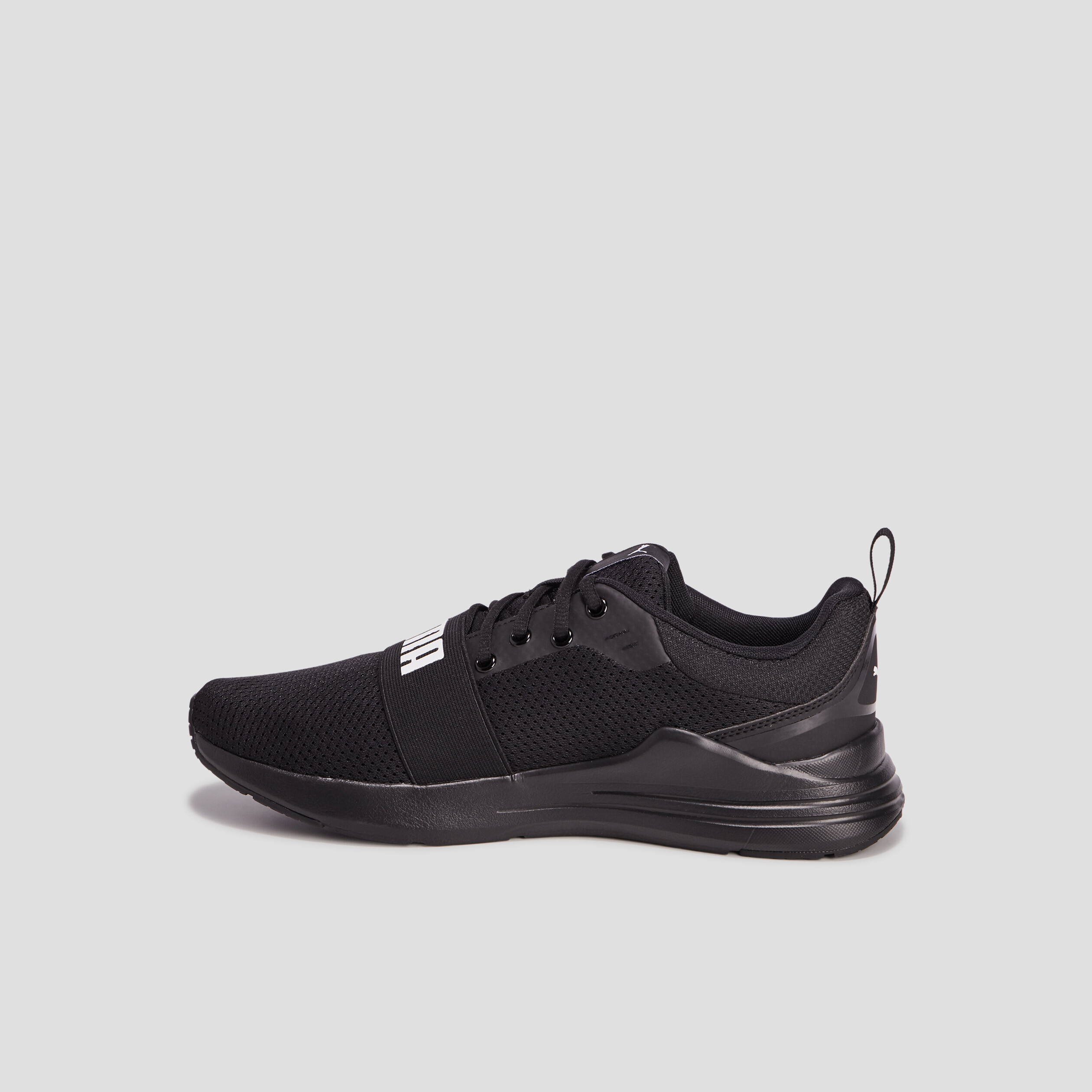Runnings à lacets Puma Wired noir homme | La Halle