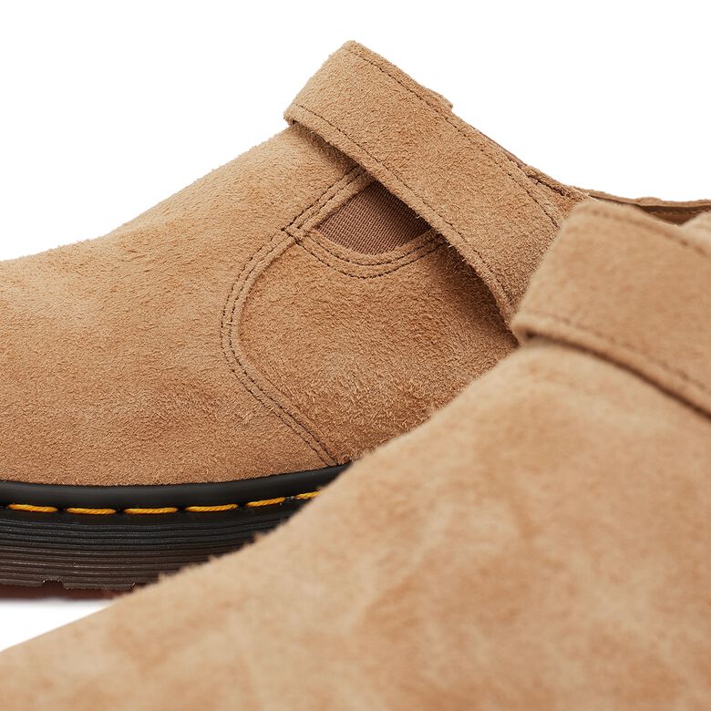 Dr. Martens Isham sandy tan desert oasis