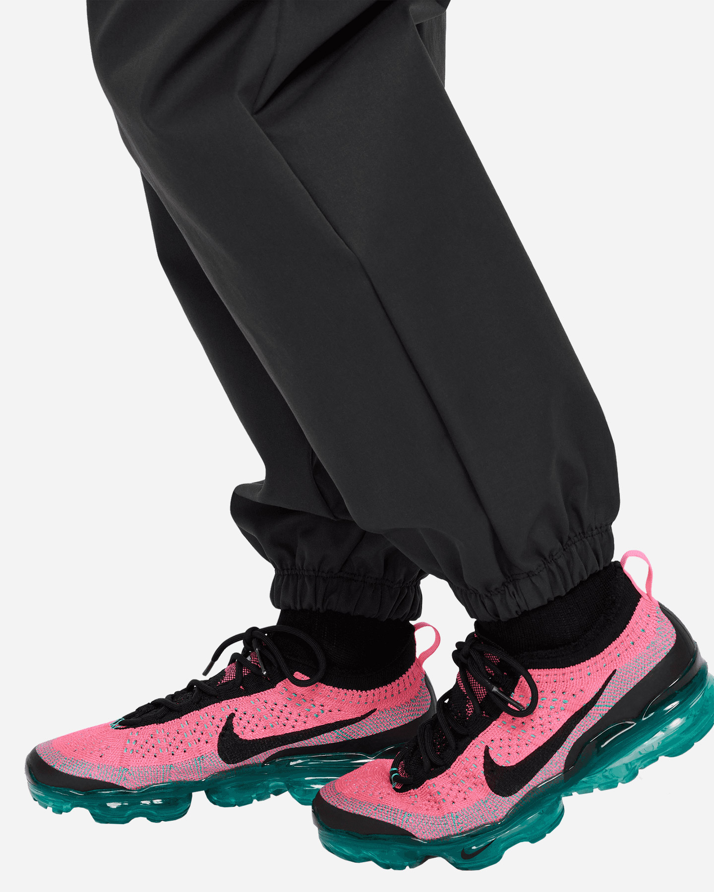 Pantalone Nike Małe logo Jr FZ5554-010