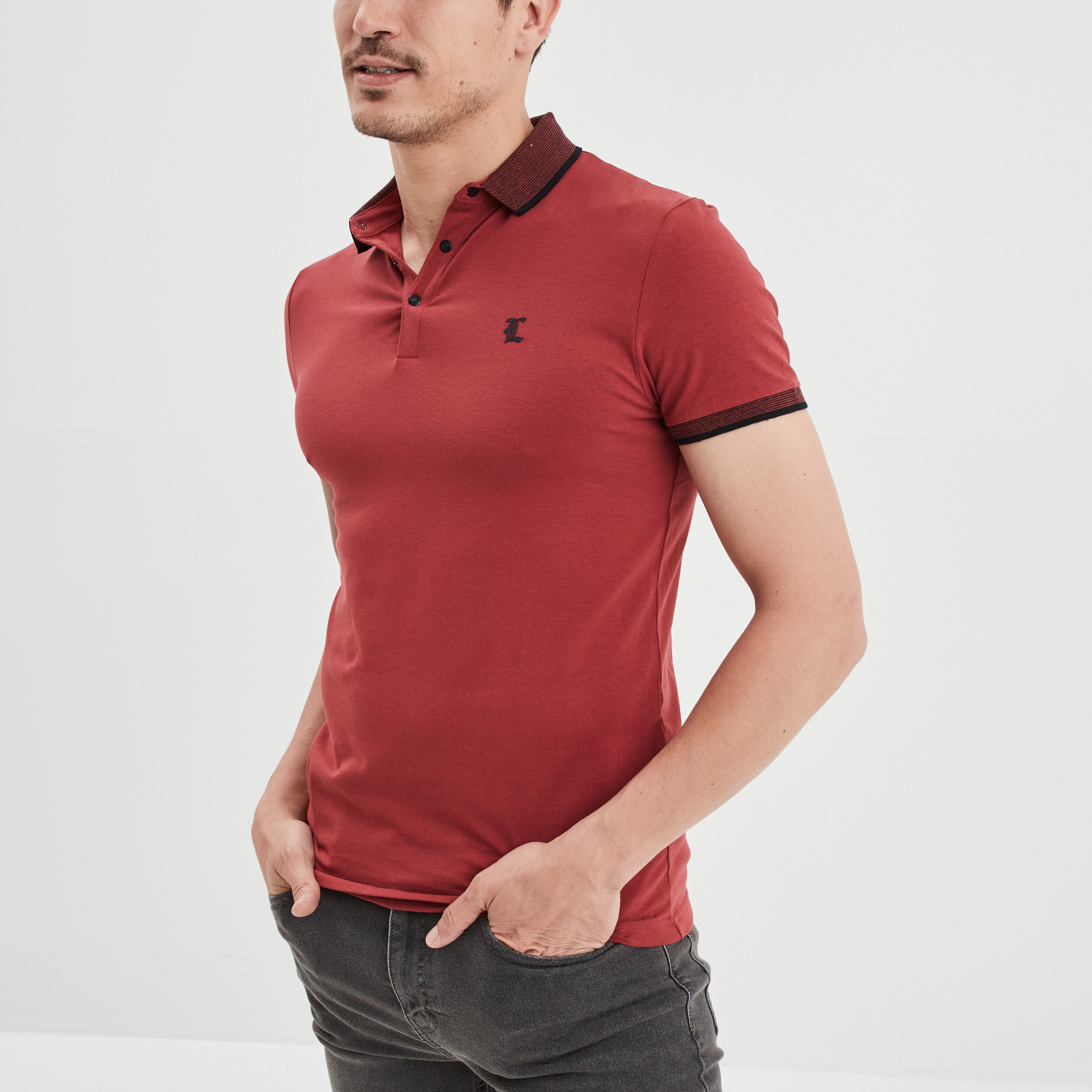 Polo ajusté manches courtes bordeaux homme | La Halle
