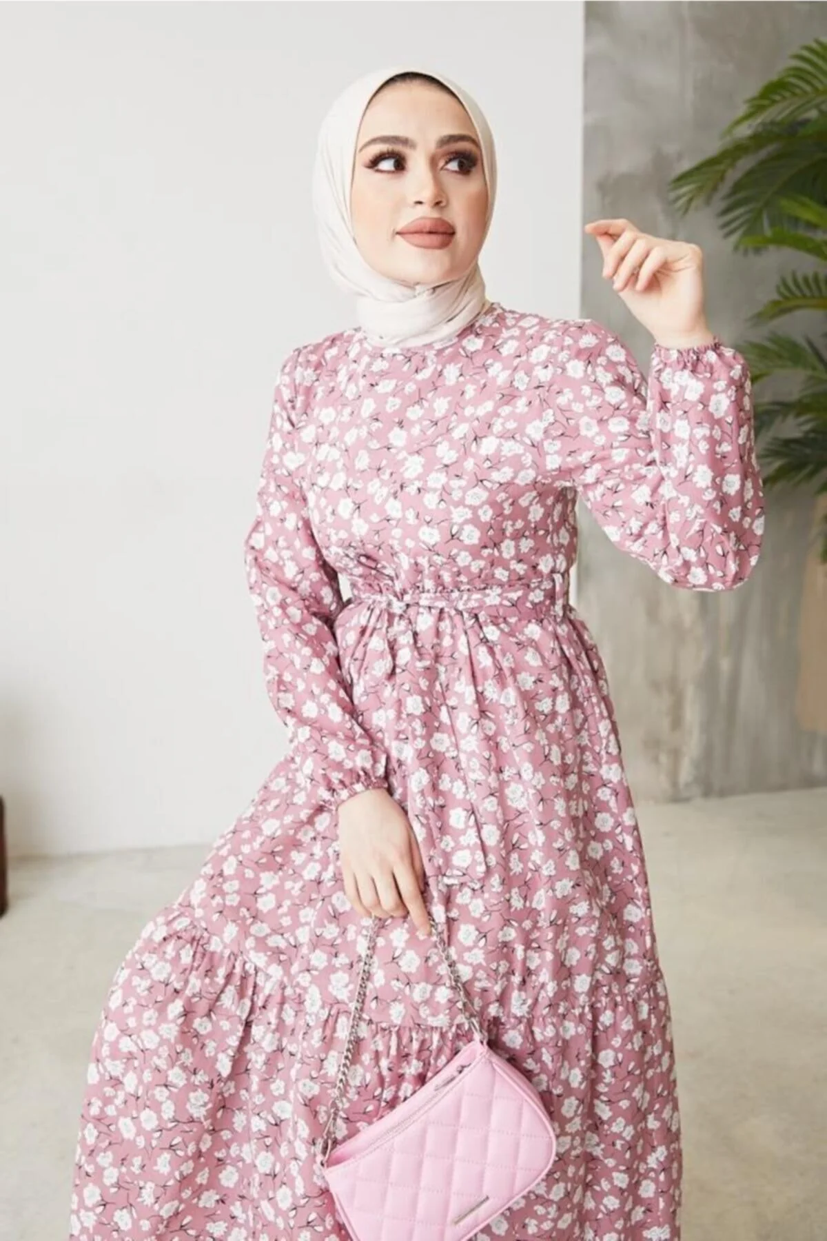 benguen  400 Kleid mit Gänseblümchenmuster