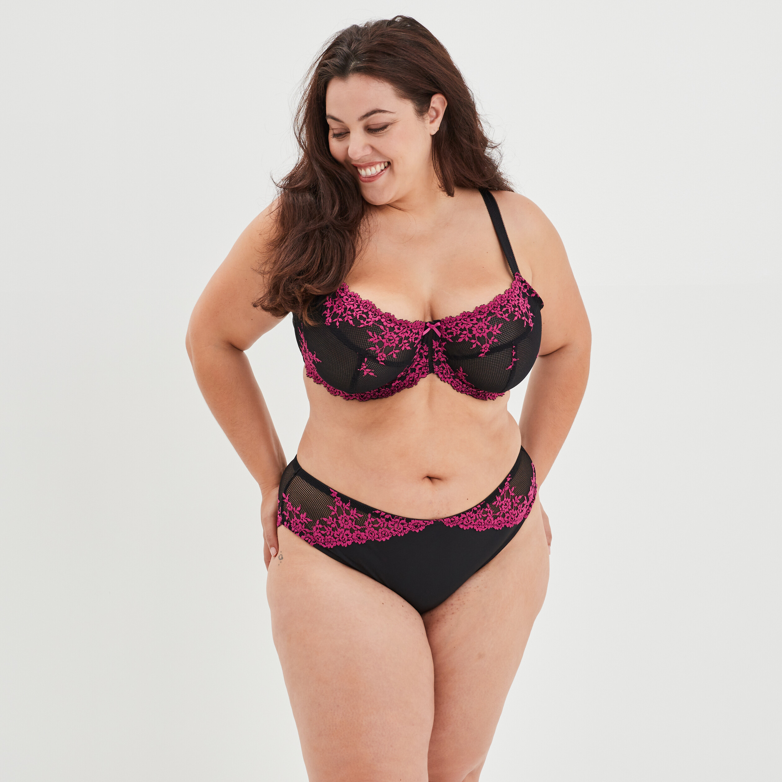 Soutien-gorge corbeille en dentelle violet femme grande taille | La Halle