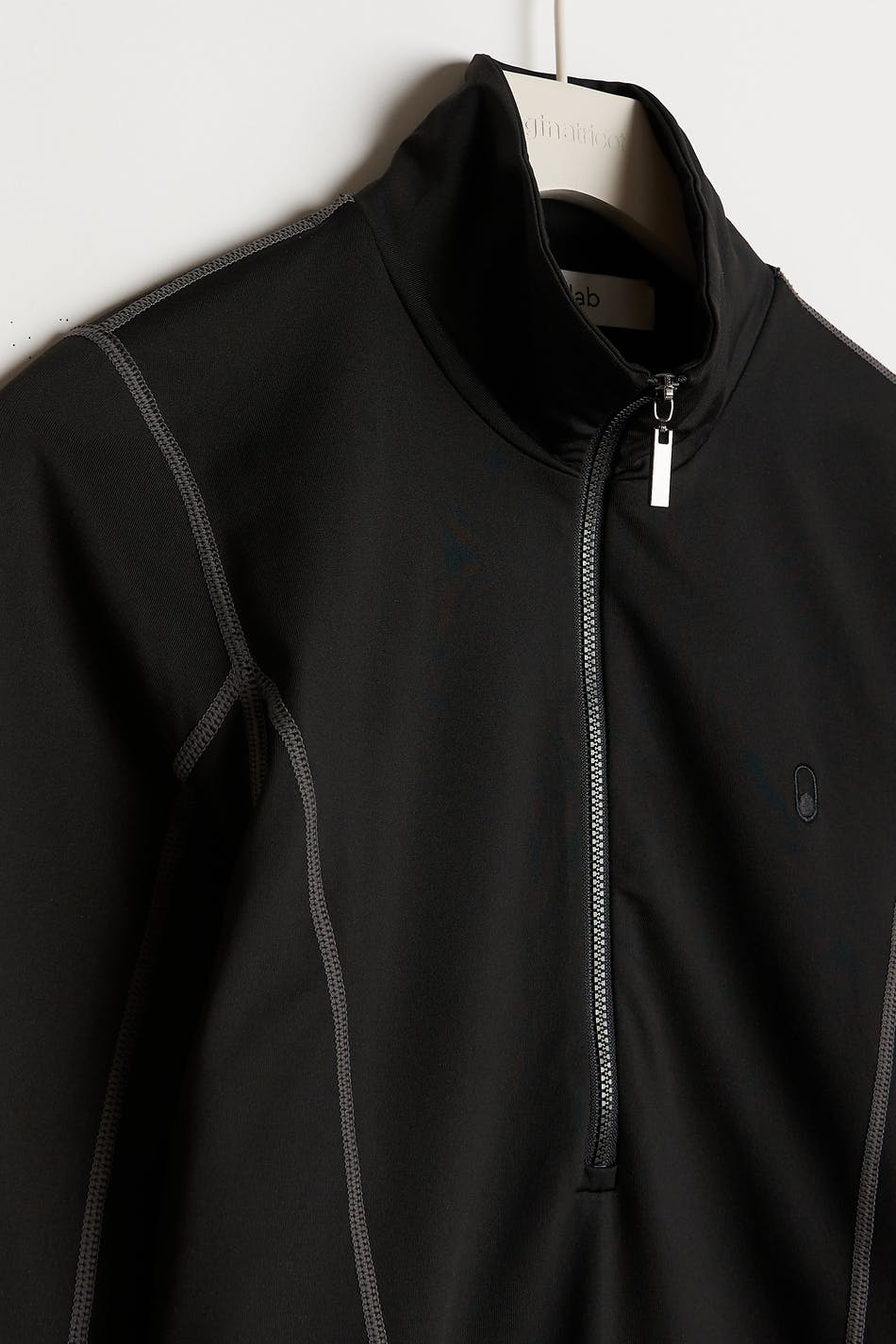 Kimmy zip top