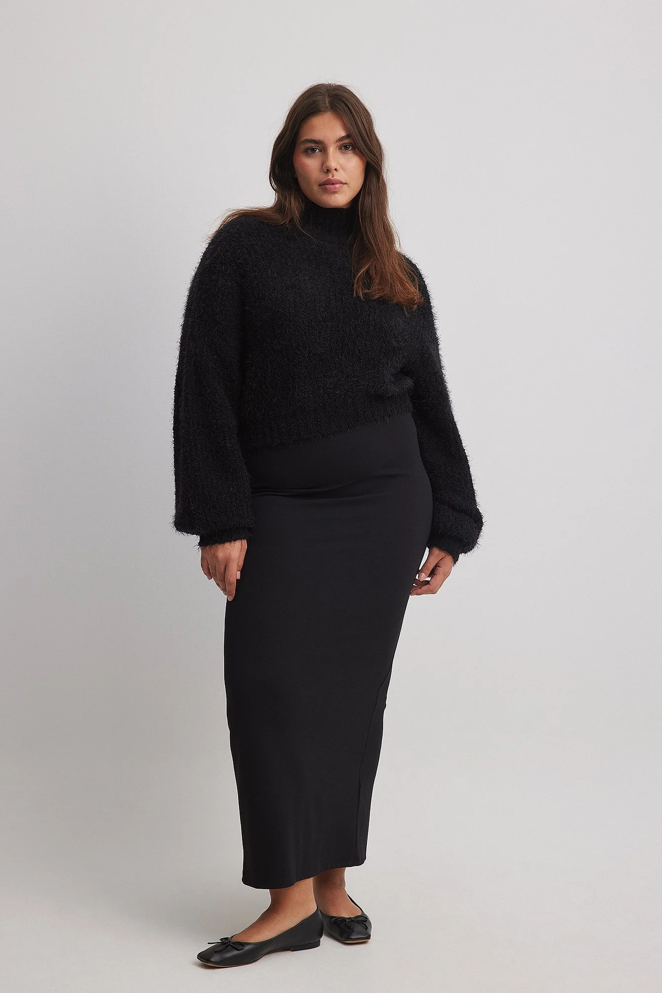 Flauschiger Strickpullover mit Rollkragen