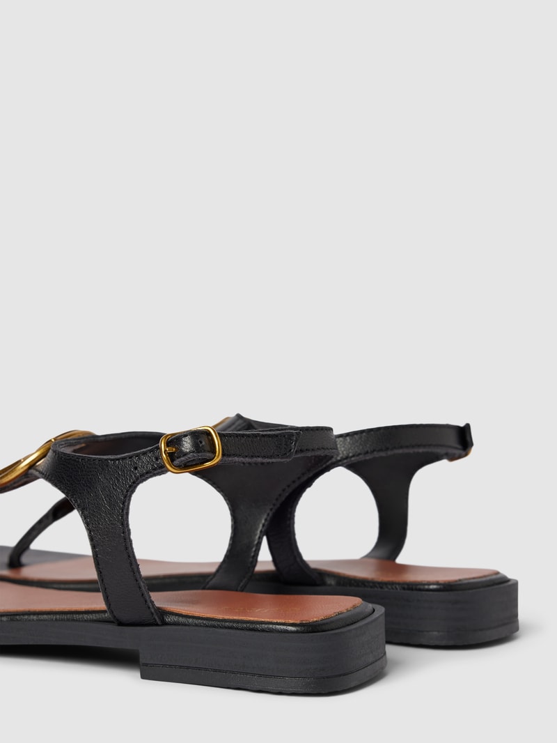 Zehentrenner aus Leder mit Label-Detail Modell 'MIRY' in schwarz