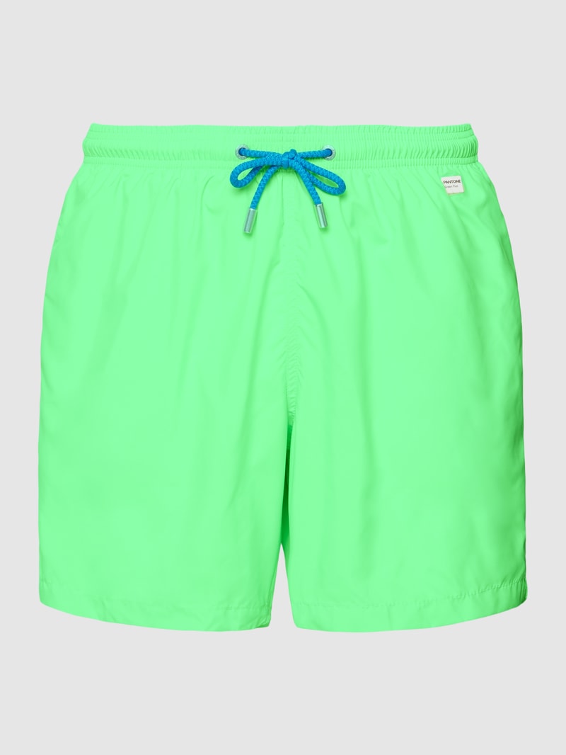 Badehose mit Label-Patch in neon grün
