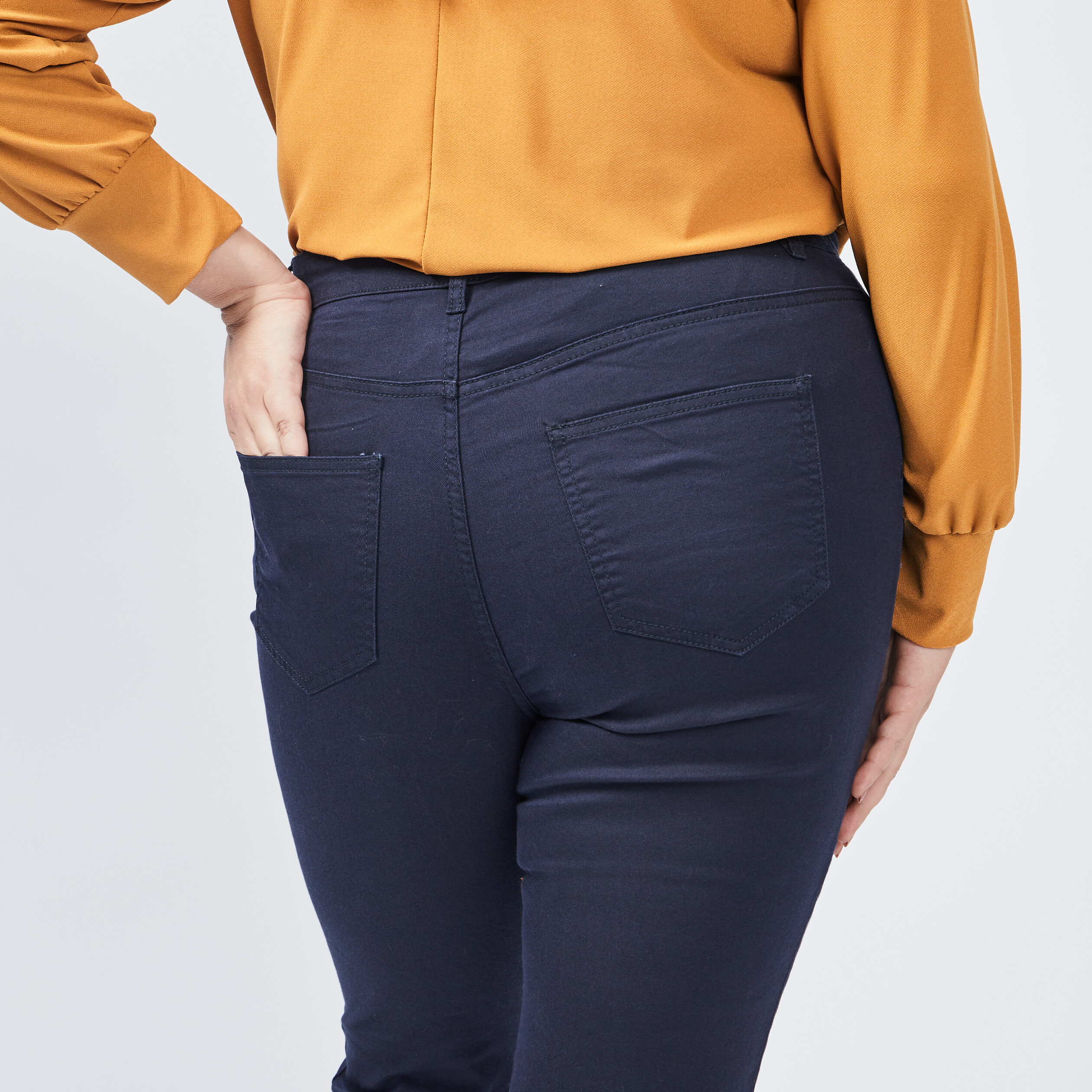 Pantalon slim bleu marine femme grande taille | La Halle