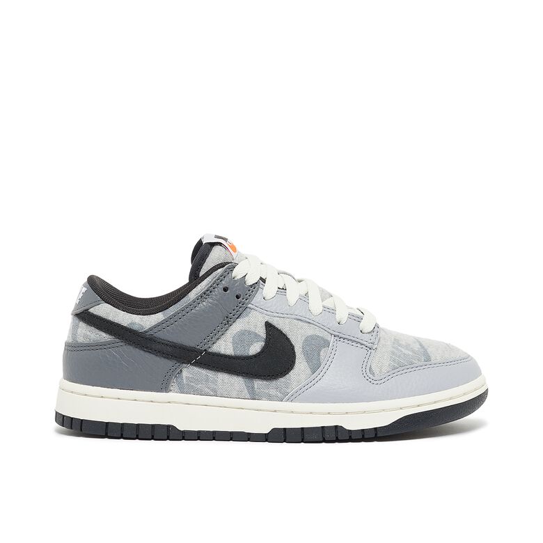 NIKE Wmns Dunk Low 