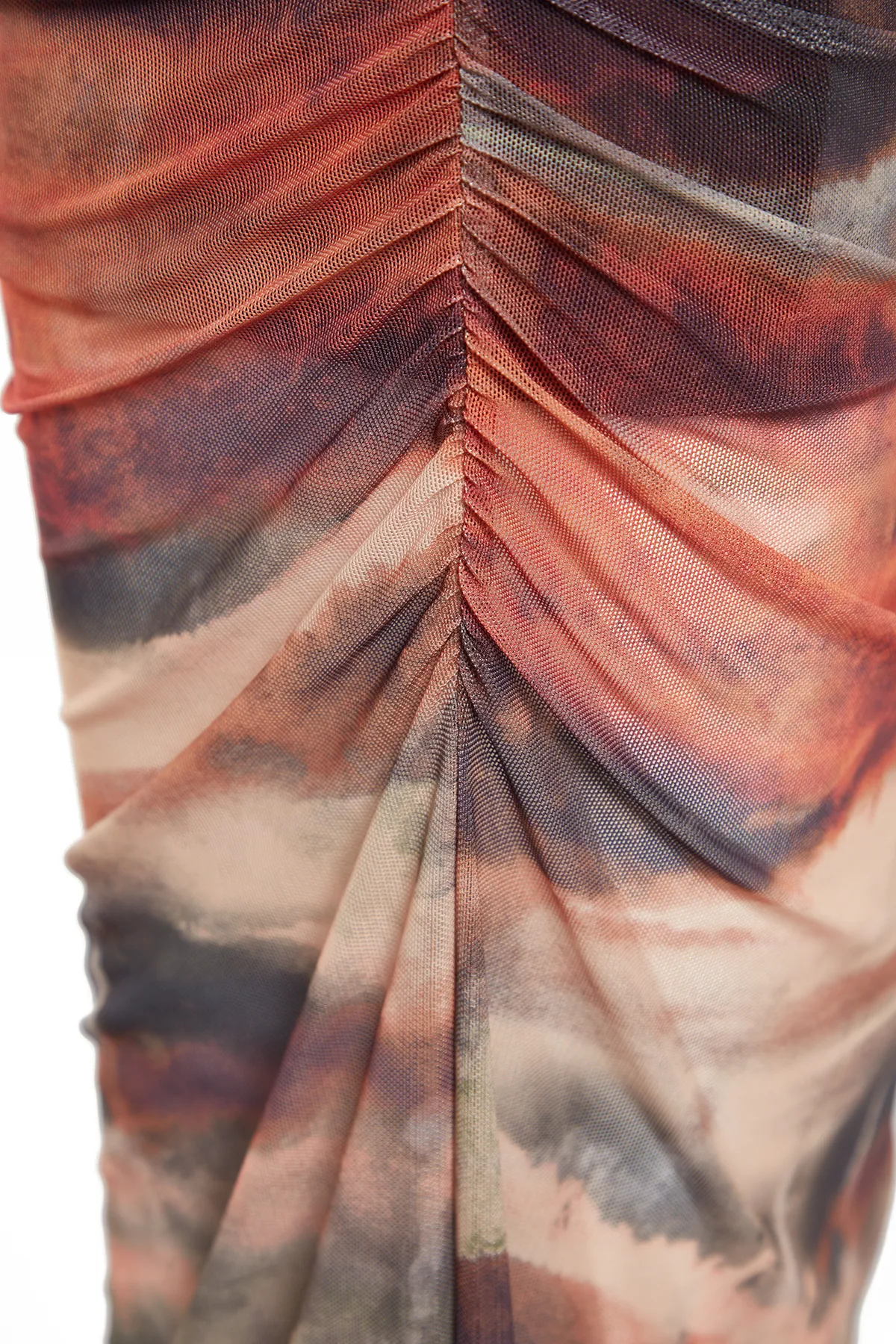 Trendyol Collection  Mehrfarbiges, figurbetontes, drapiertes One-Shoulder-Maxi-Strickkleid mit Tüllfutter TWOSS23EL01799