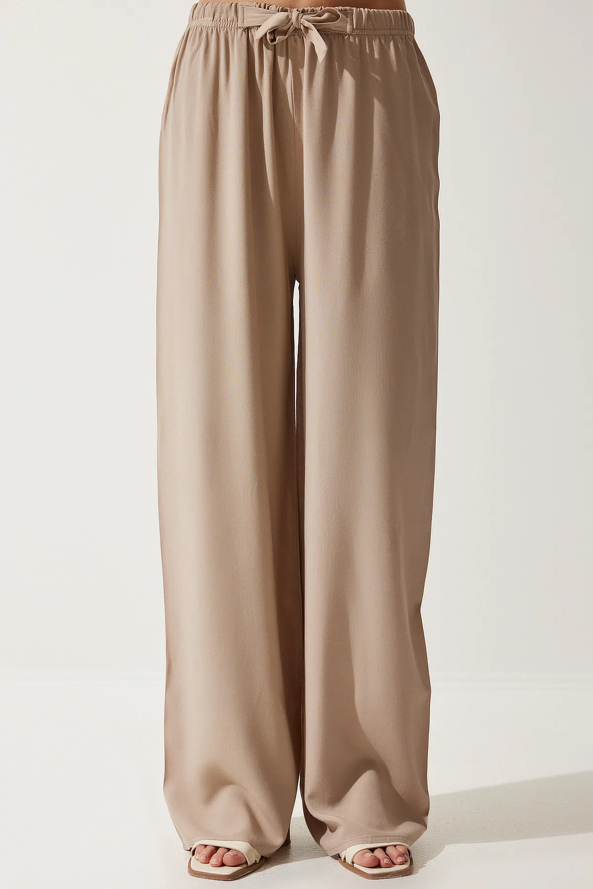 Happiness İstanbul  Beige Palazzo-Hose aus Viskose für Damen EN00610