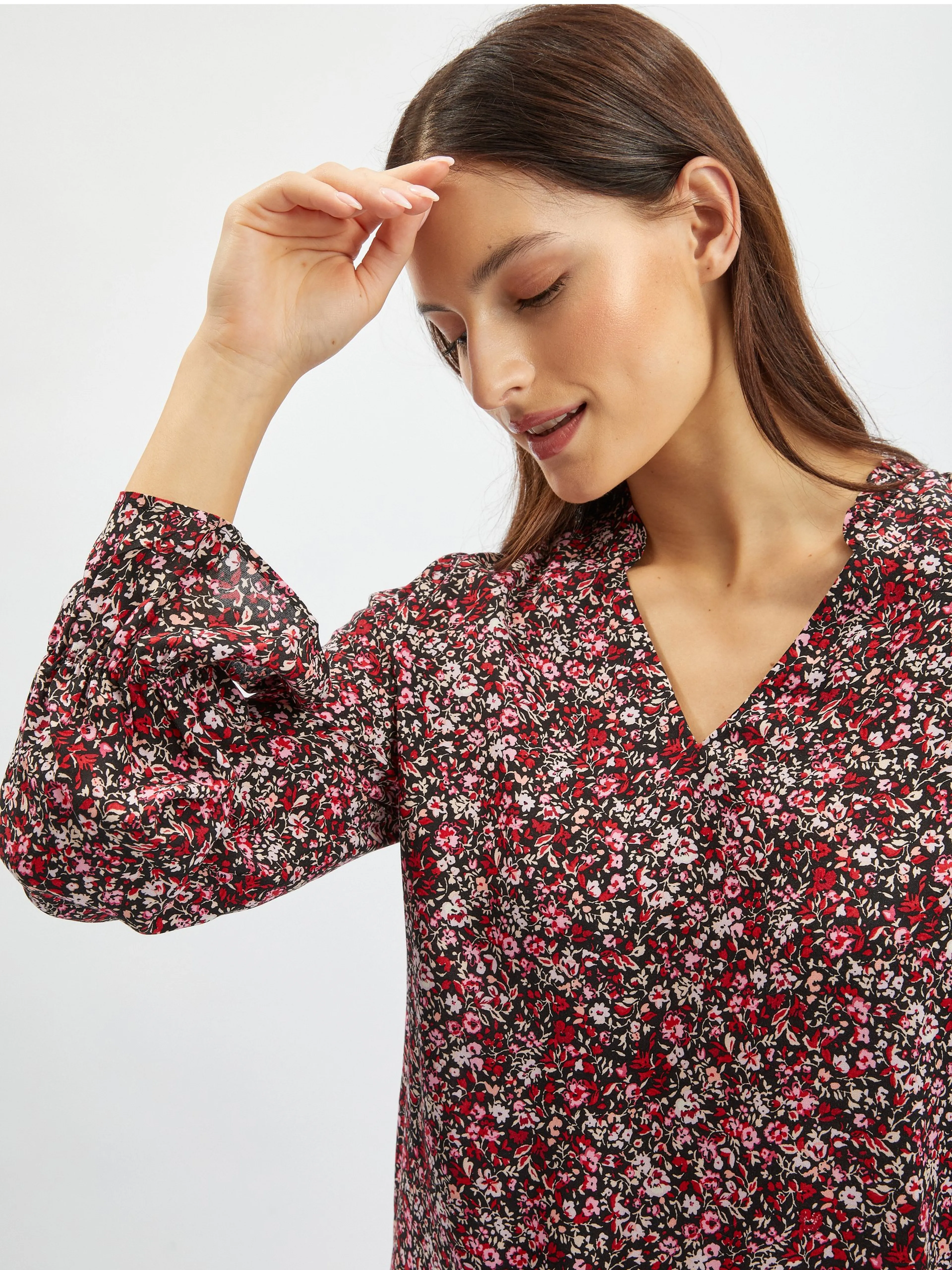 Burgunderfarbene Damenbluse mit Blumenmuster ORSAY