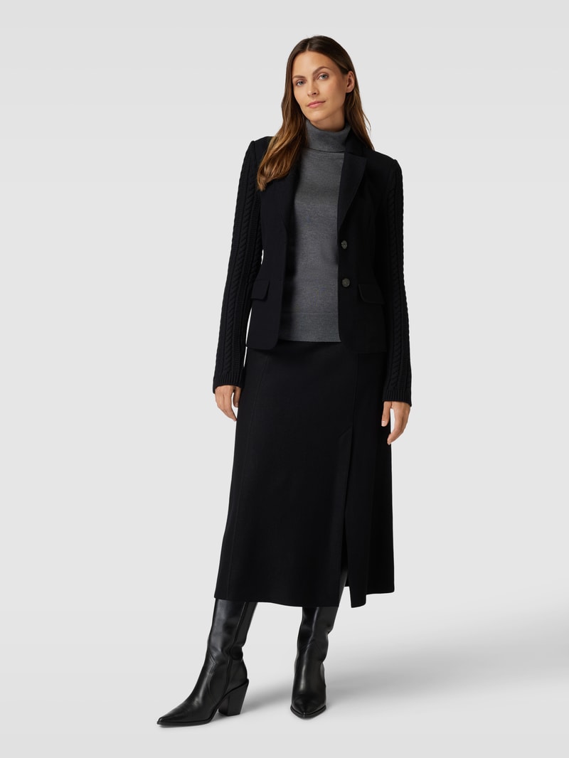 Blazer aus Schurwolle mit Pattentaschen in schwarz