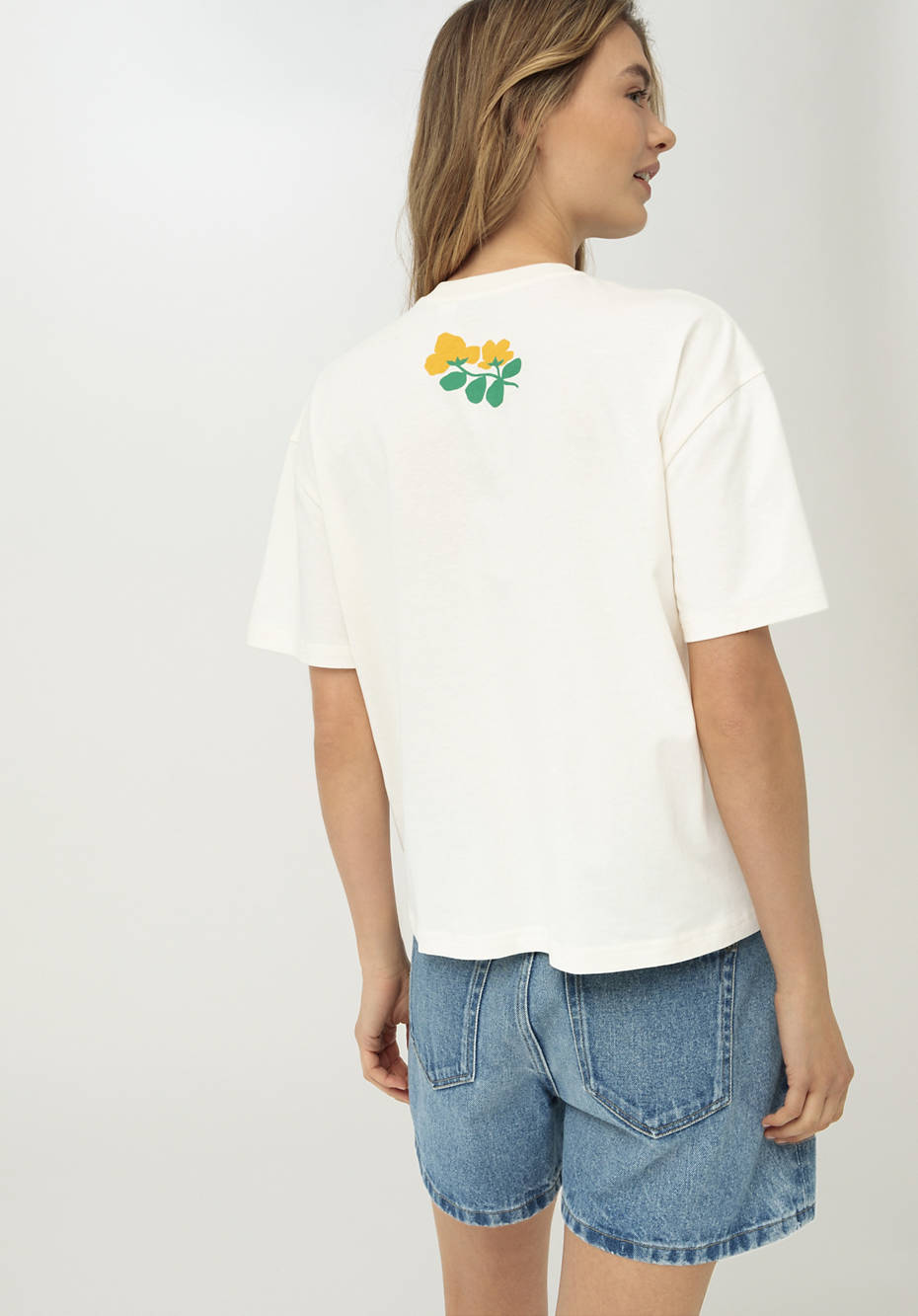LIV LEE X HESSNATUR T-Shirt aus reiner Bio-Baumwolle