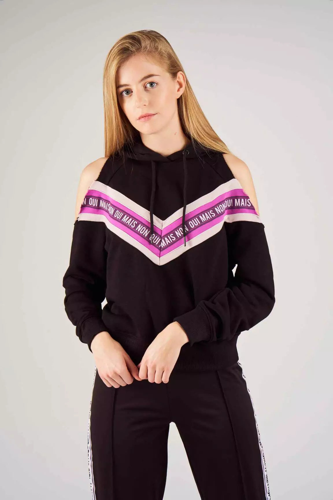 Tally Weijl Sweat Capuche Femme couleur noir