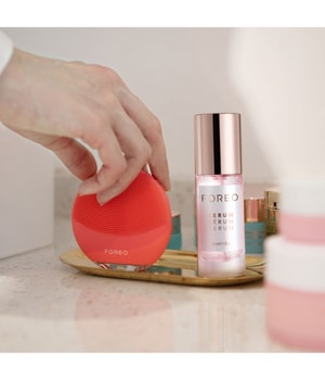 FOREO LUNA™ 4 mini Coral Gesichtsbürste-1 Stk