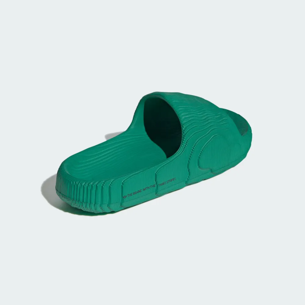 adidas Adilette 22 IF3661 / grün