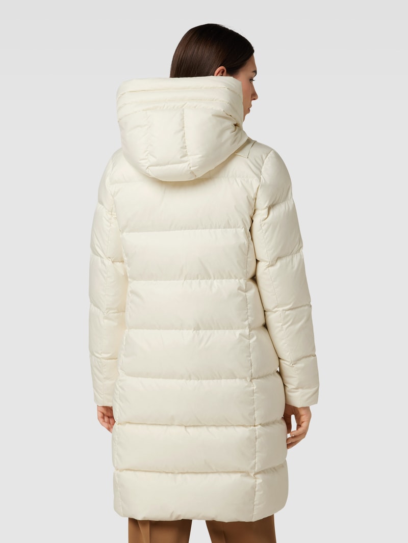 Daunenmantel mit Kapuze in offwhite