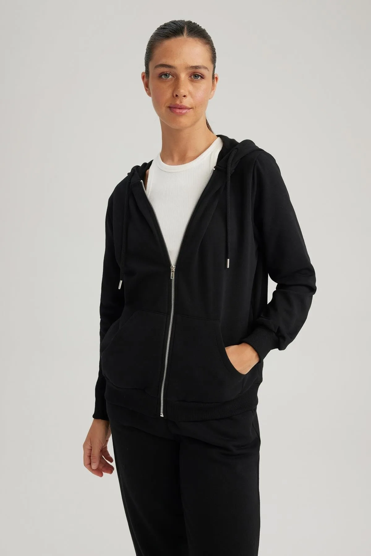 DeFacto  Sweatshirt mit Kapuze und normaler Passform – mit Reißverschluss Y1502az23au