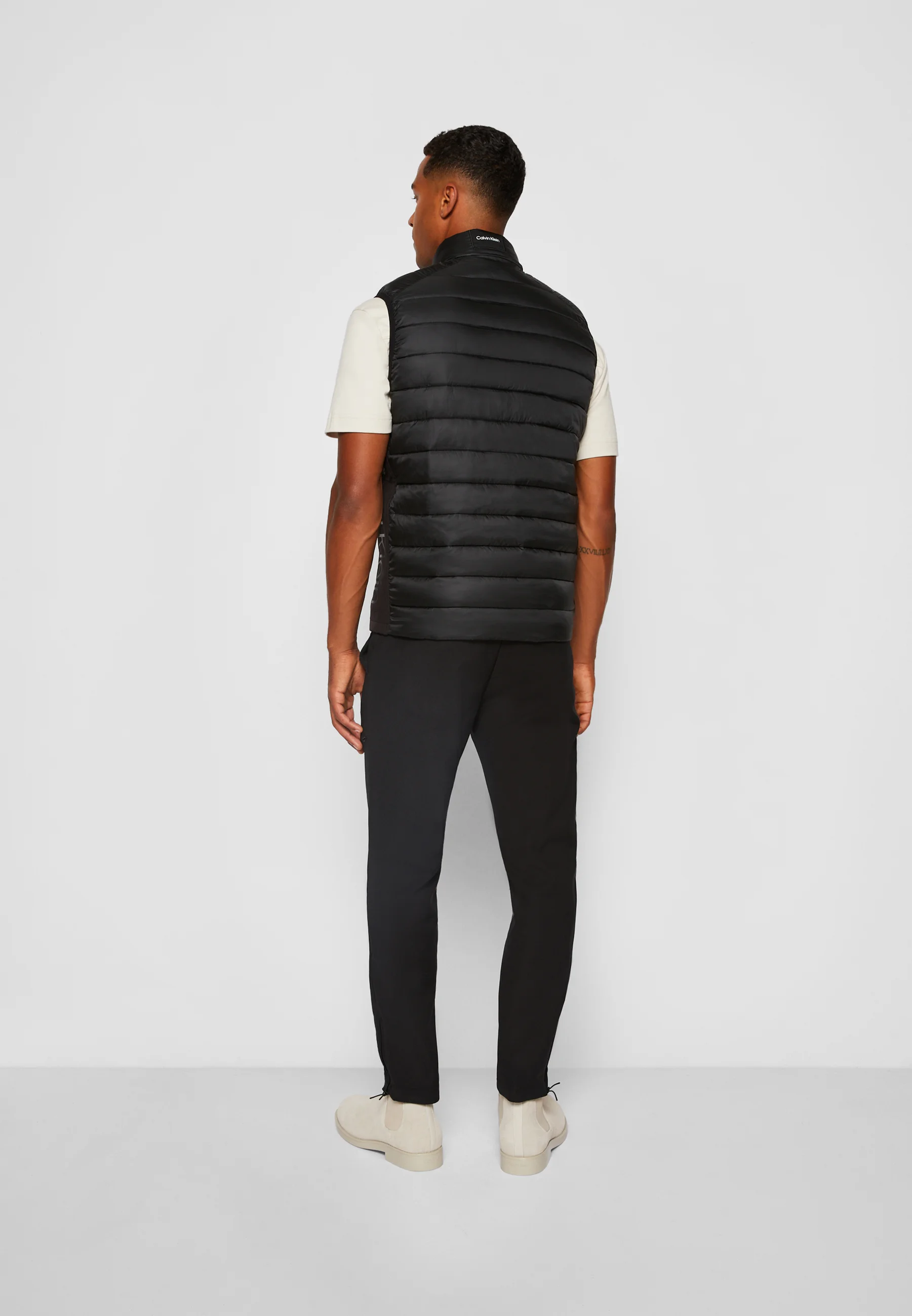 Chaleco Calvin Klein con logotipo lateral - Chaleco