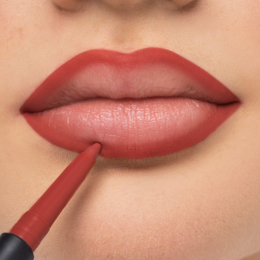 ARTDECO Entre na nova era dourada dos anos 20 com o Mineral Lip Styler.