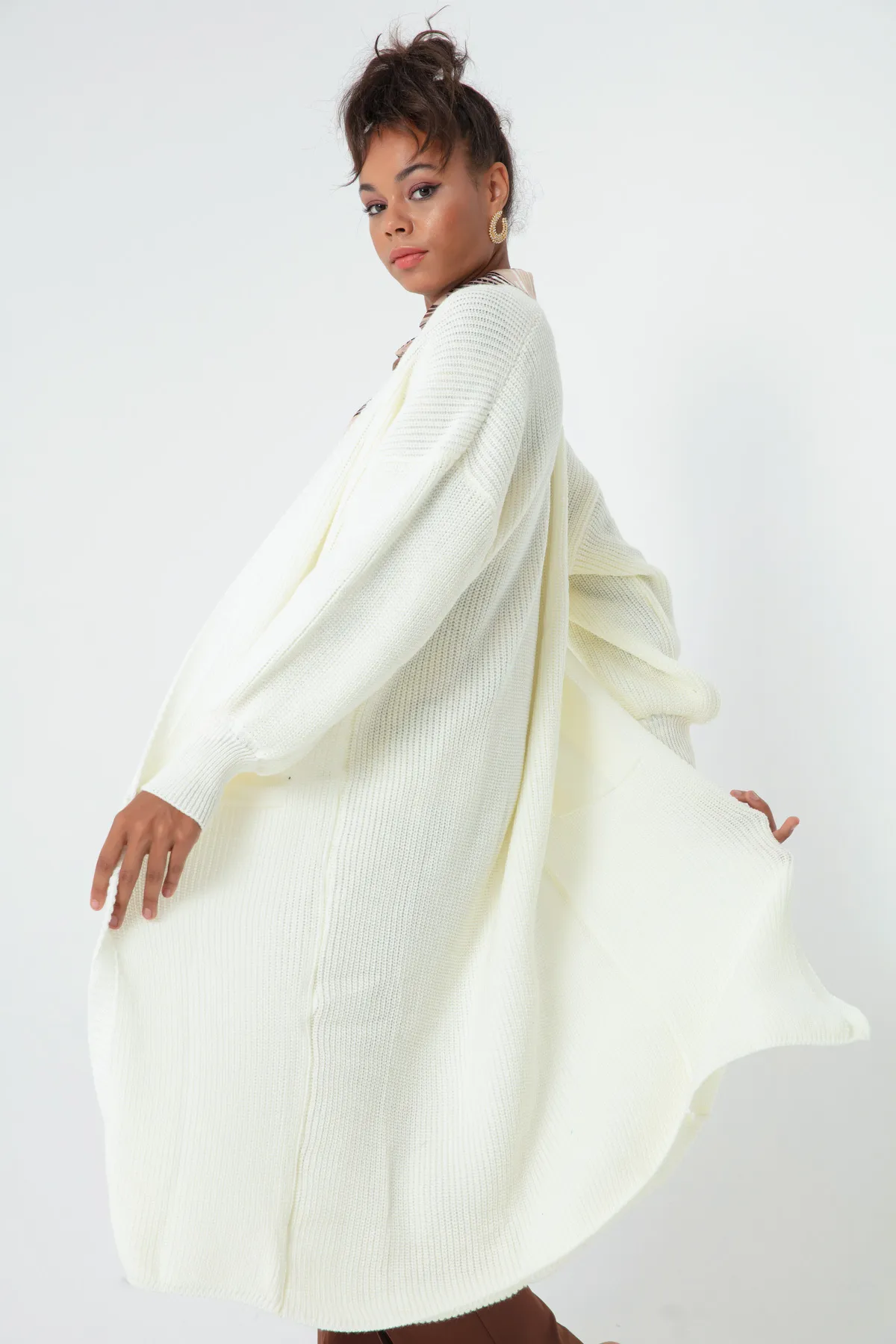 Lafaba  Weißer langer Cardigan für Damen mit Ballonärmeln