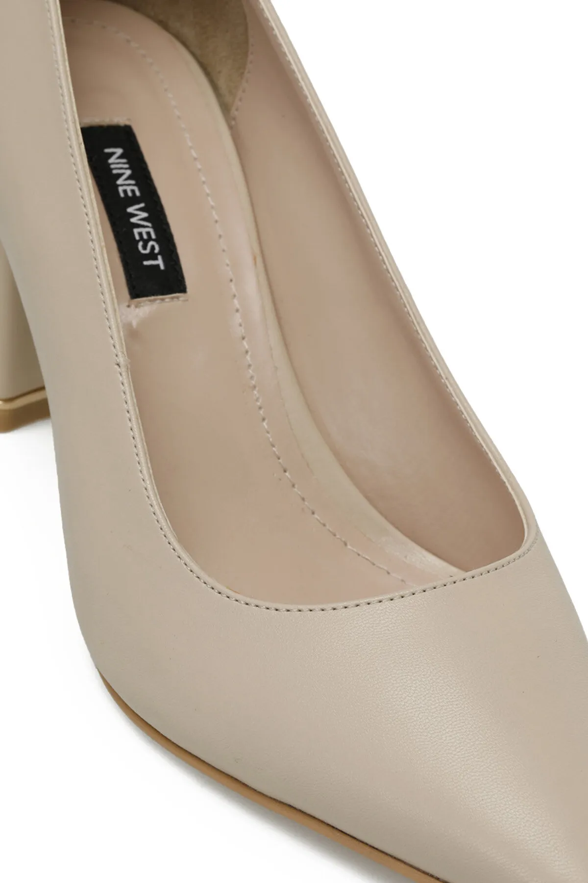 Nine West  Cremefarbene Damenschuhe mit Absatz