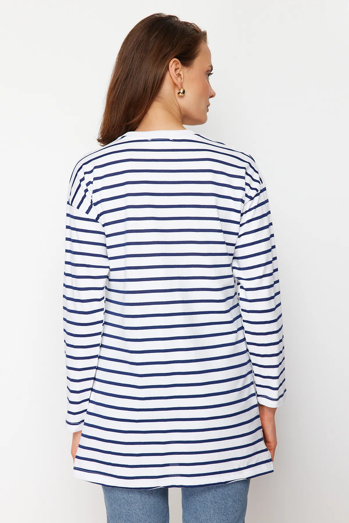 Trendyol Modest  Blau gestreifte Stricktunika TCTAW22UK0240