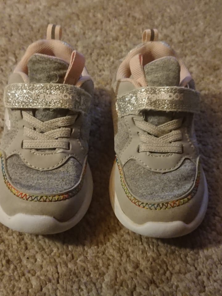 Kangaroos Sneakers 
