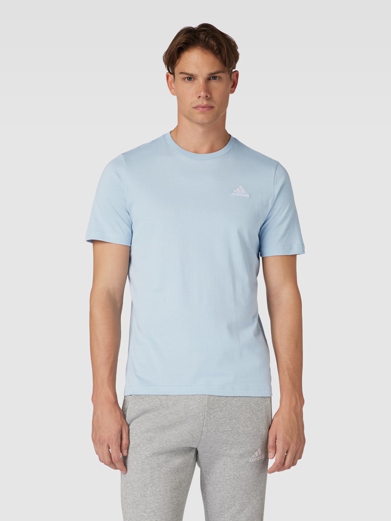 T-Shirt mit Label-Stitching in hellblau