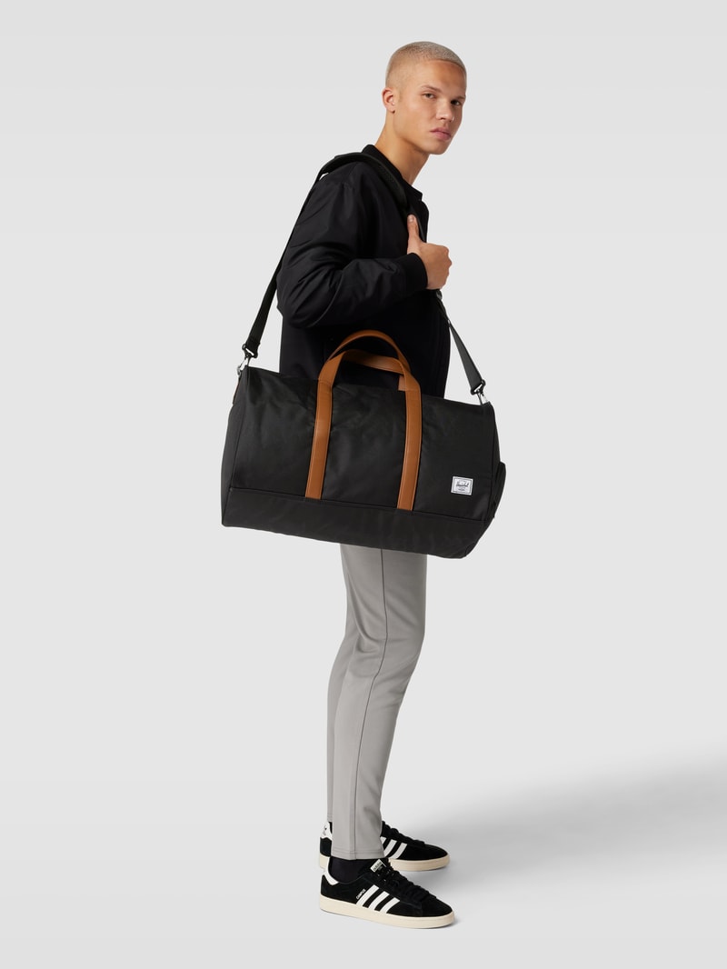 Weekender mit Label-Detail Modell 'Novel' in schwarz