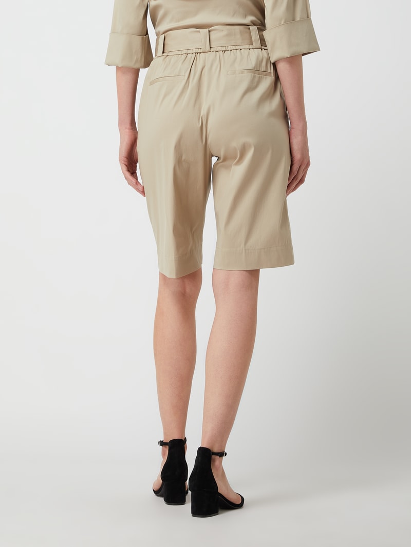 Bermudas mit Taillengürtel in taupe