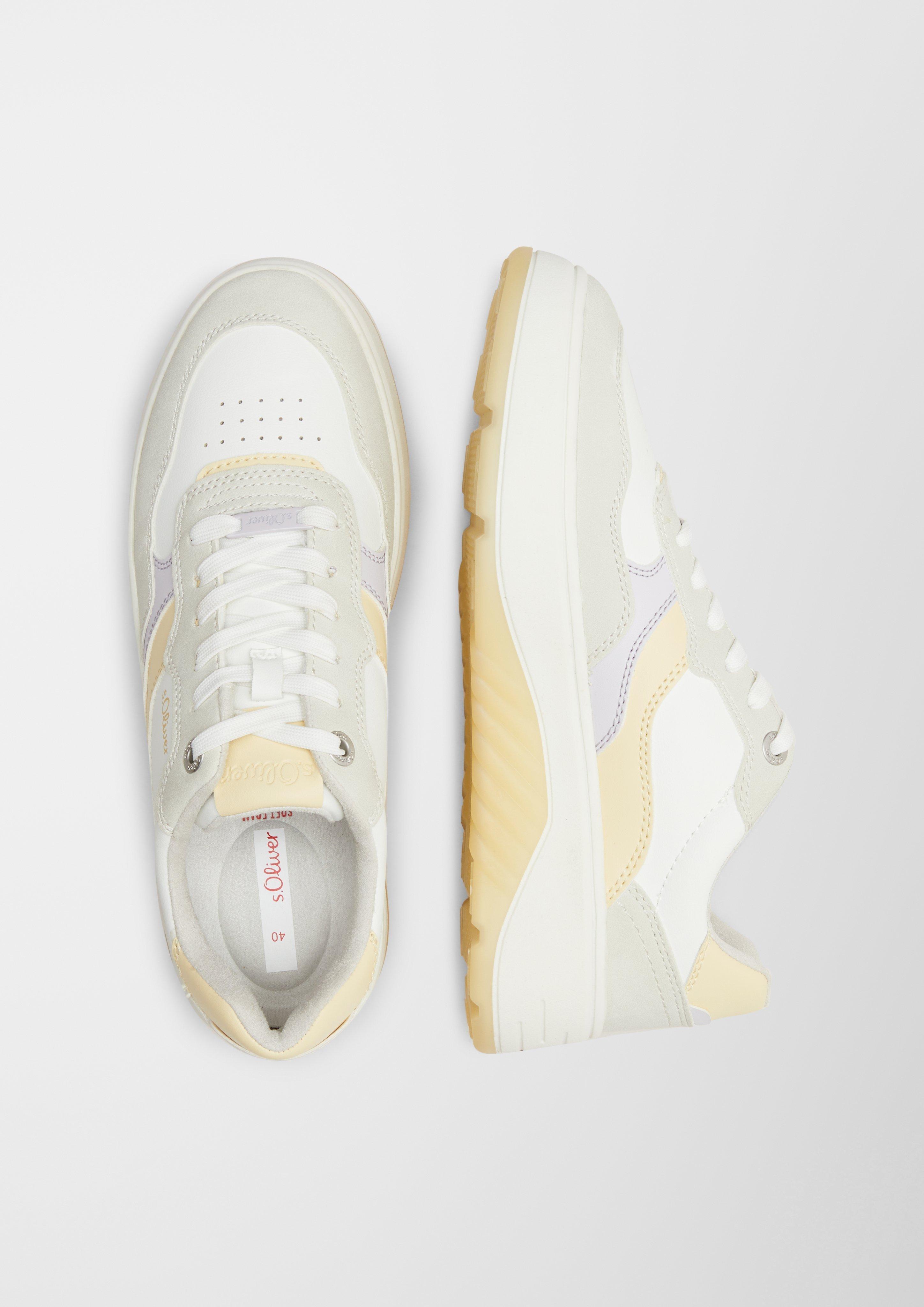 Sneaker aus Lederimitat  6007309-110