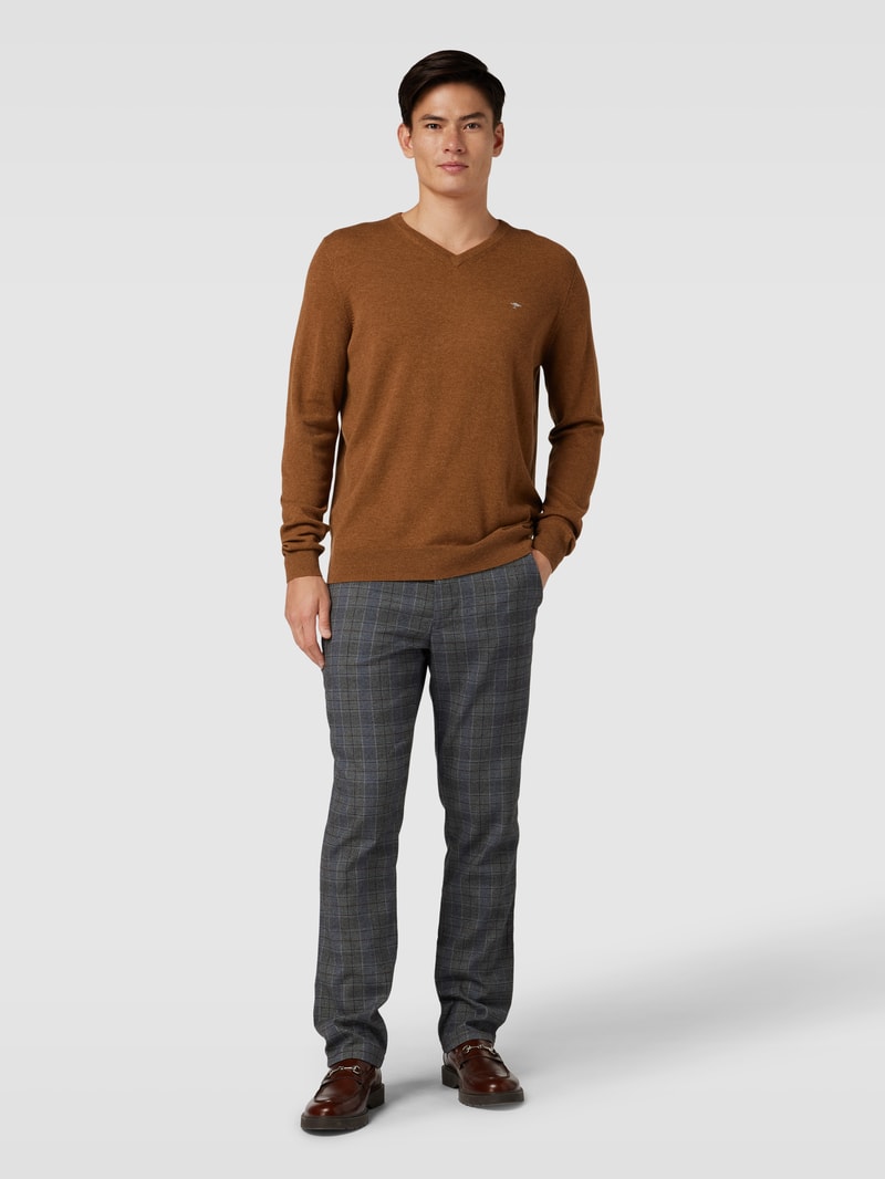 Strickpullover mit Logo-Stitching in haselnuss braun meliert